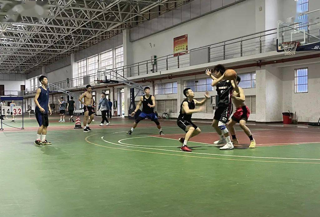 线上对战打响，球队备战充实