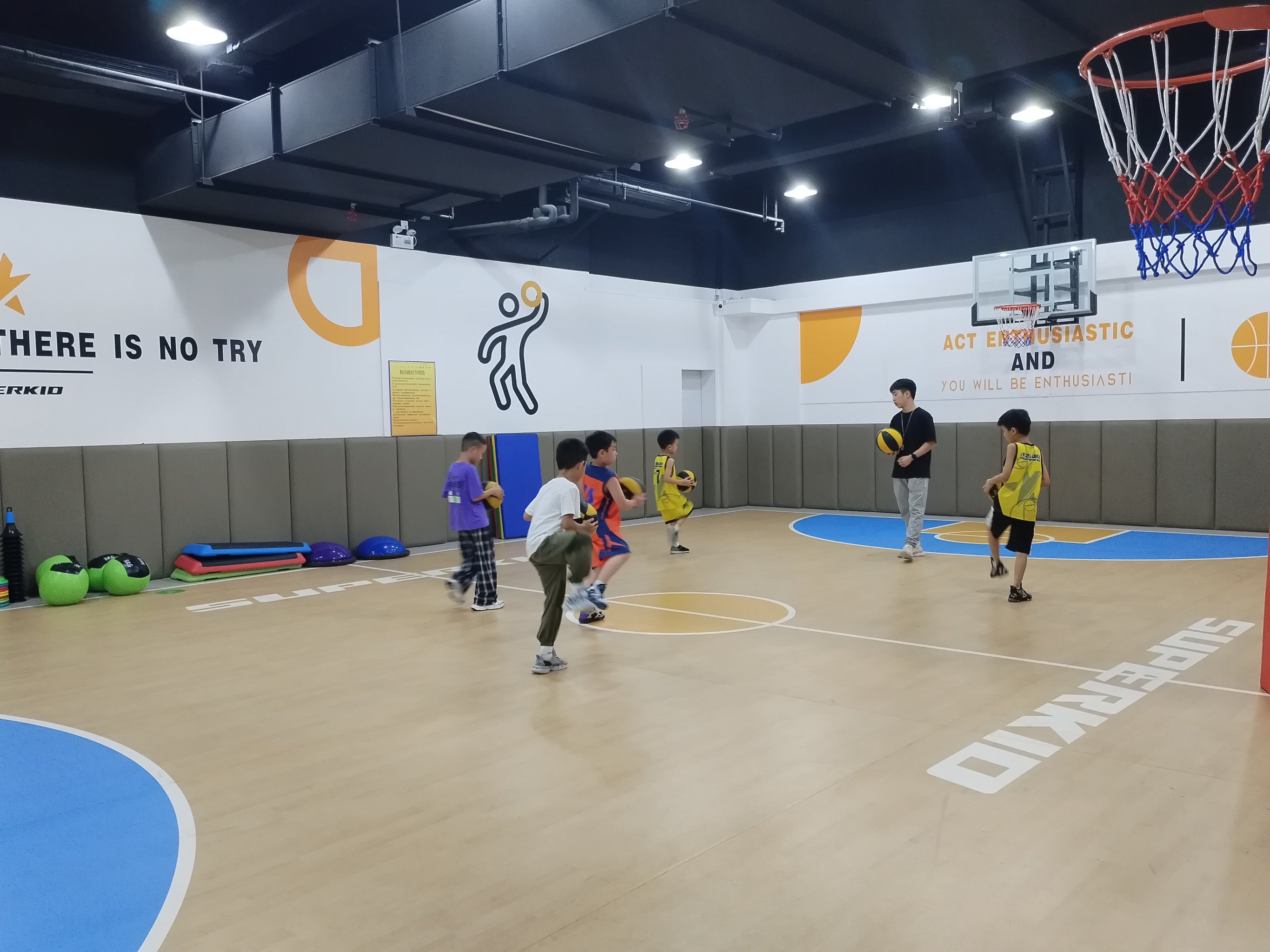 台湾篮球专业选手在国外俱乐部获得青睐