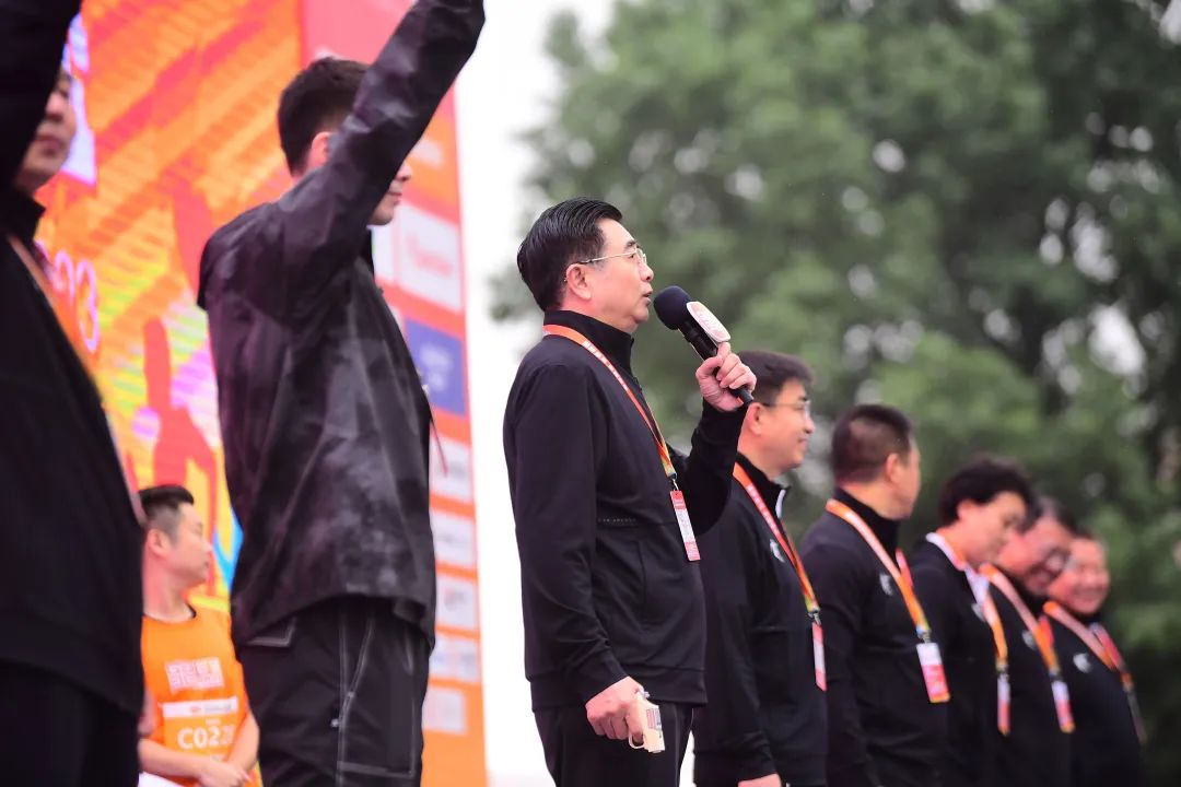 甘肃男篮战胜压力，一路向前