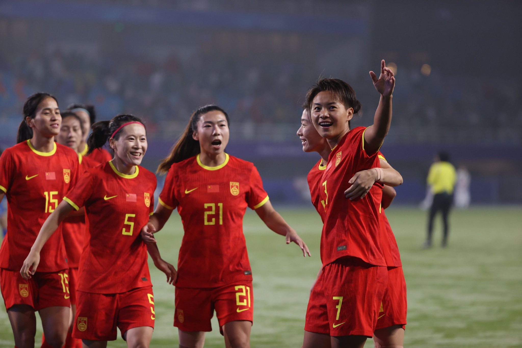 中国女足战胜对手，晋级半决赛！