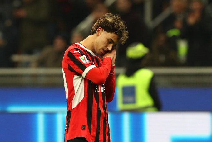 雷速官网-AC米兰主场不敌罗马，遭遇联赛失利